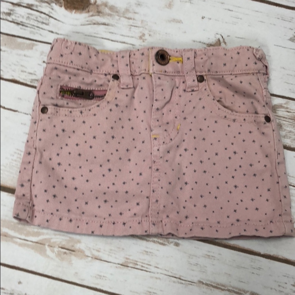 ***Light pink mini skirt